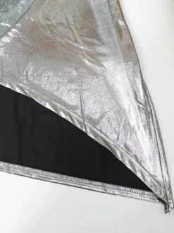Robe nuisette argentée à col bénitier métallisé pour femme - Robe asymétrique sexy argentée à dos découpé et fente midi - Soirée en boîte de nuit d'été 2026