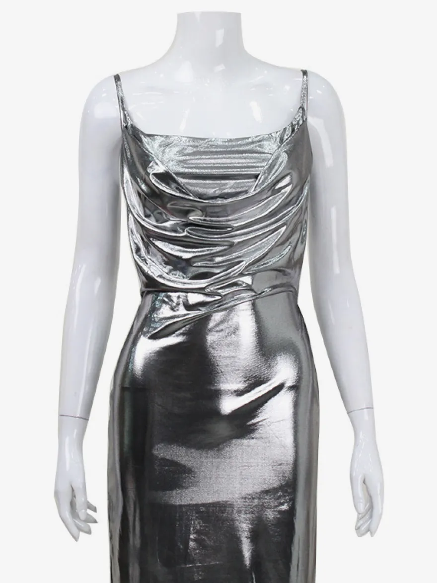 Robe nuisette argentée à col bénitier métallisé pour femme - Robe asymétrique sexy argentée à dos découpé et fente midi - Soirée en boîte de nuit d'été 2026