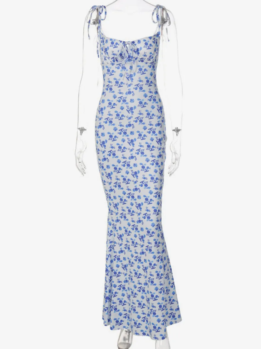 Robe nuisette bleue à fleurs style cottagecore pour femme - Robe longue moulante blanche à buste froncé - Été 2026