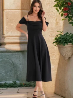 Robe nuisette mi-longue à épaules dénudées et coupe trapèze pour une soirée estivale 2026