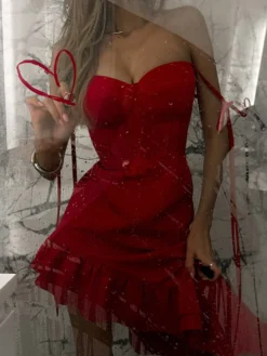 Robe nuisette rouge moulante à volants pour femme - Coupe ajustée fente haute asymétrique longue camisole - Soirée d'été 2026