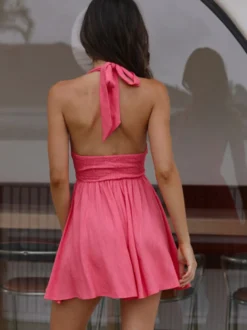 Robe patineuse mini dos nu à bretelles pour femme - Décolleté plongeant sur le devant dos nu et jupe-short fluide - Vacances d'été à la plage 2026