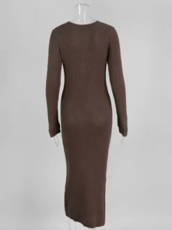 Robe pull maxi moulante à manches longues col en V et coupe ajustée en maille côtelée pour femme 2026