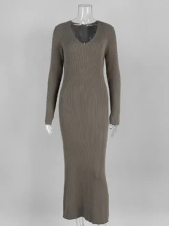 Robe pull maxi moulante à manches longues col en V et coupe ajustée en maille côtelée pour femme 2026
