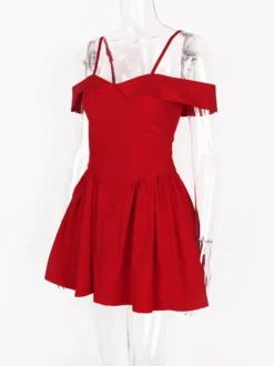 Robes De Soirée Robe Semi-Formelle Noire À Col Bateau Plissée