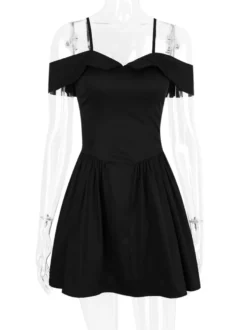Robes De Soirée Robe Semi-Formelle Noire À Col Bateau Plissée
