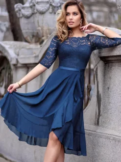 Robes De Soirée Robe Semi-formelle Noire En Dentelle À Col Bateau Manches 3/4 Volant