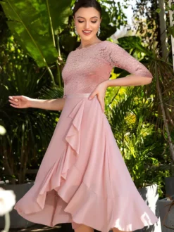 Robes De Soirée Robe Semi-formelle Noire En Dentelle À Col Bateau Manches 3/4 Volant