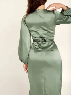 Robes de soirée Robe semi-formelle nouée à manches longues plissée