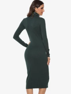 Robe tricotée pour femme en polyester confortable à manches longues et col haut