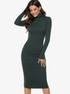 Robe tricotée pour femme en polyester confortable à manches longues et col haut