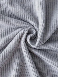 Robe tricotée pour femme en polyester confortable à manches longues et col haut