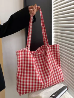 Sac à bandoulière léger à carreaux pour les vacances d'été idéal pour le shopping au quotidien.
