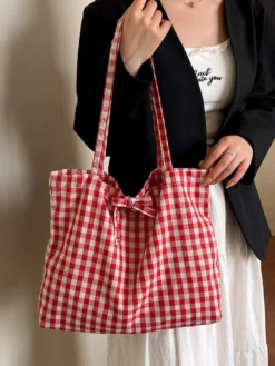 Sac à bandoulière léger à carreaux pour les vacances d'été idéal pour le shopping au quotidien.