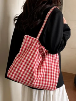 Sac à bandoulière léger à carreaux pour les vacances d'été idéal pour le shopping au quotidien.