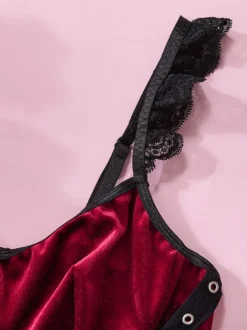 Sous-Vêtement Sexy En Velours À Épaule Ouverte En Dentelle Bordeaux Pour Lingerie Femme Soutien-Gorge