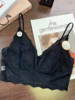 Soutien-gorge court en dentelle sans armatures lingerie transparente à fines bretelles