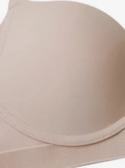 Soutien-gorge à décolleté plongeant avec découpe et armatures sans coutures