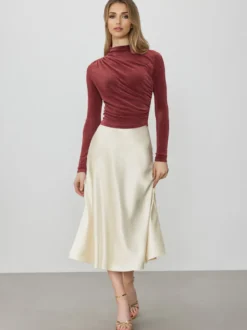 T-shirt basique pour femme à manches longues plissé à demi-col roulé Slim Fit Printemps Tops 2026