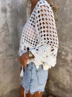 T-shirt bohème ajouré en crochet blouse blanche à col en V et lacets en dentelle