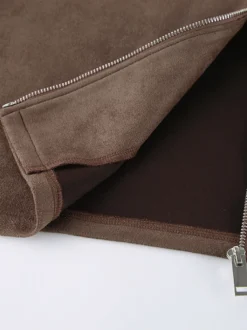 Veste courte femme en daim moka - Fermeture éclair minimaliste col polo coupe carrée - Idéale pour un look streetwear printanier décontracté (collection printemps 2026)