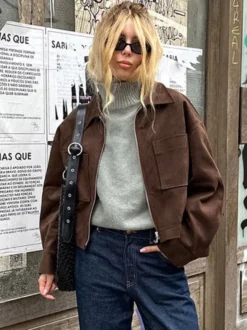 Veste courte oversize en faux daim à revers zippé et poches plaquées pour femme