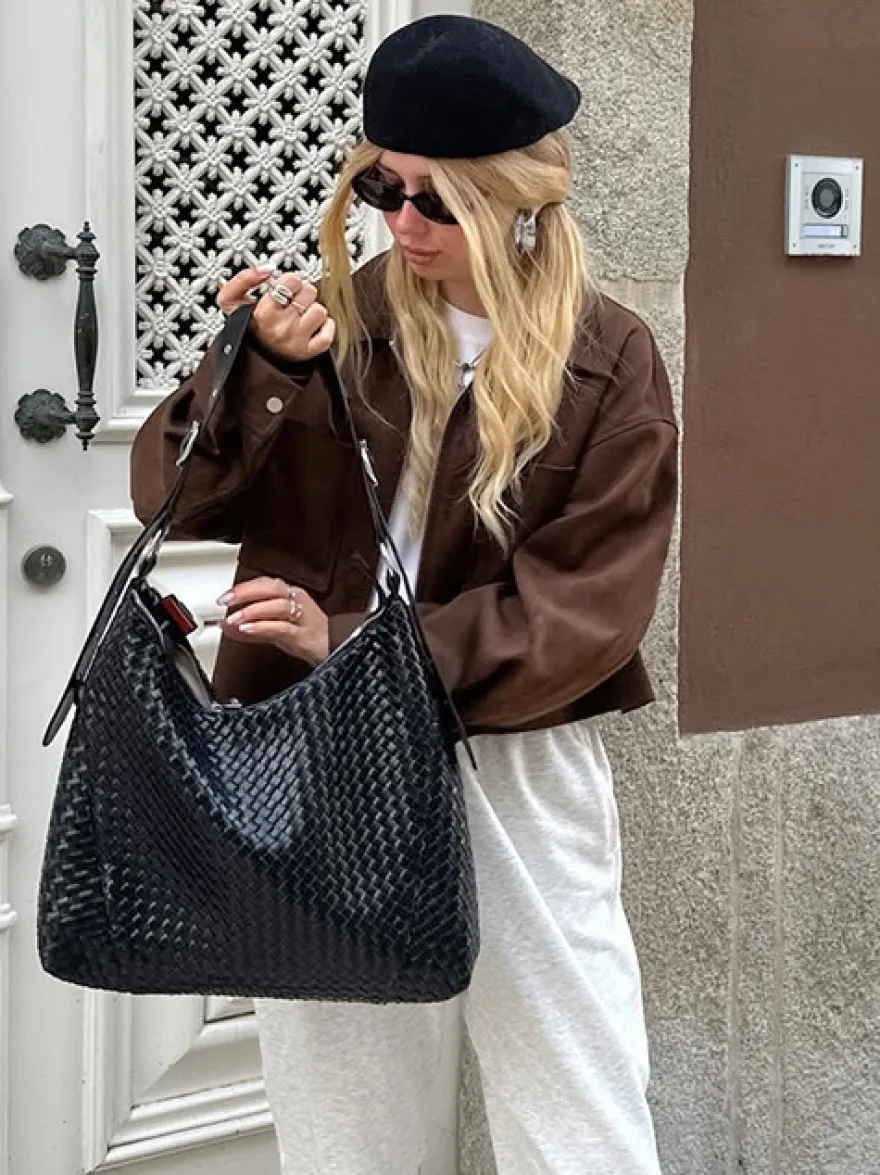 Veste courte zippée en daim marron avec poches pour femme (2026)