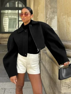 Veste courte zippée en laine mélangée à col à revers et manches chauve-souris pour femme