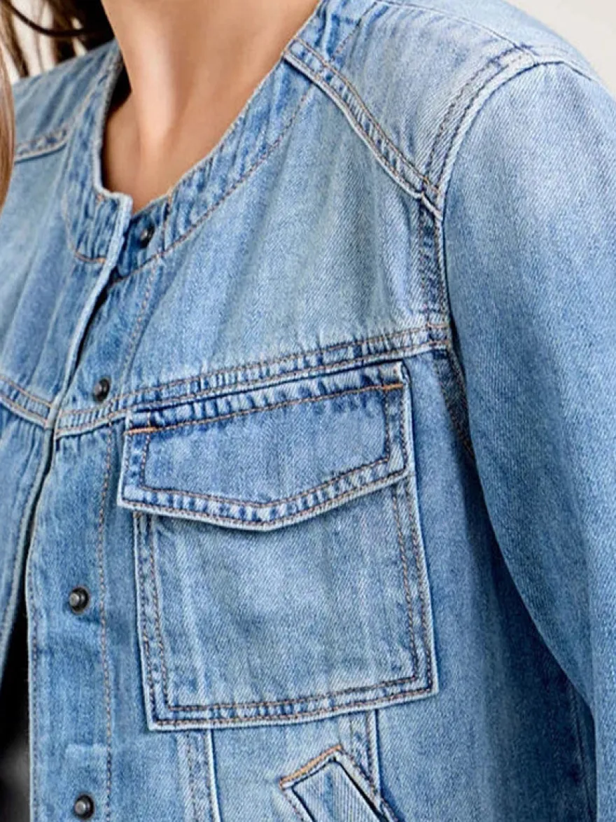 Veste en jean délavé vintage pour femme - Manteau trucker bleu rétro à simple boutonnage et coupe ample - Style streetwear décontracté printemps 2026