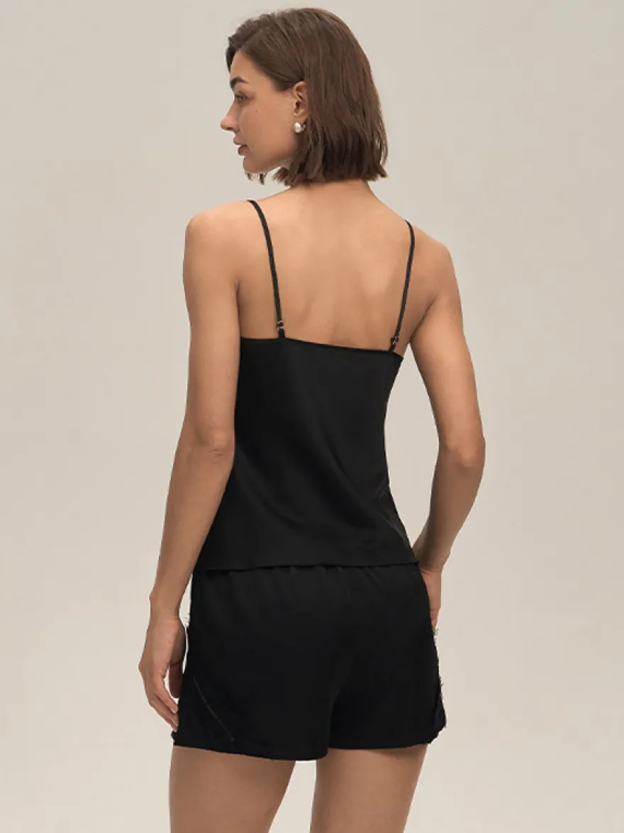 Vêtements d'intérieur à bretelles sans manches en polyester.